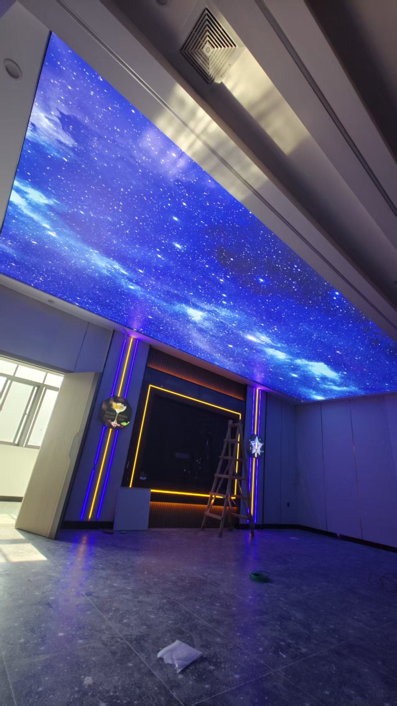 惠州软膜天花：军创软膜灯箱装饰，软膜天花项目装修好供应商